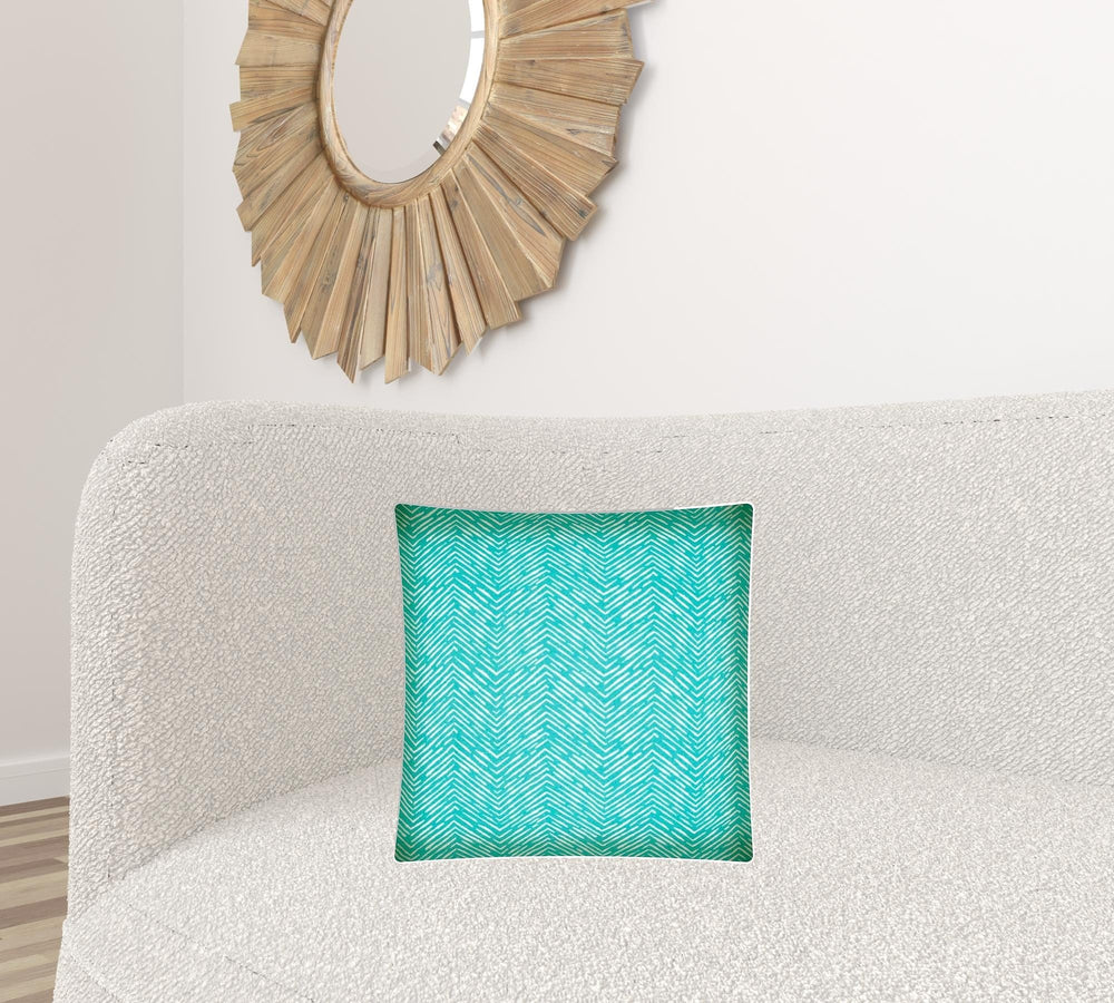 17" X 17" Turquoise And White Zippered Zigzag Throw Indoor Outdoor Pillow - Homeroots - Flyclothing LLC