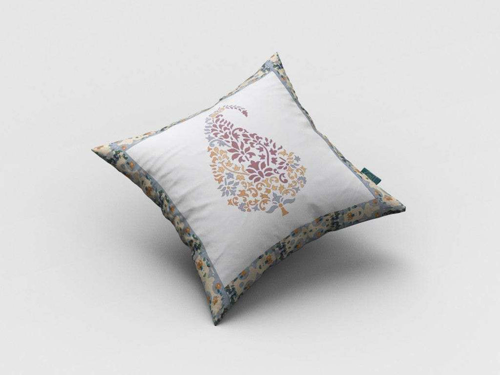 18” Red White Paisley Suede Zippered Throw Pillow - Homeroots - Flyclothing LLC