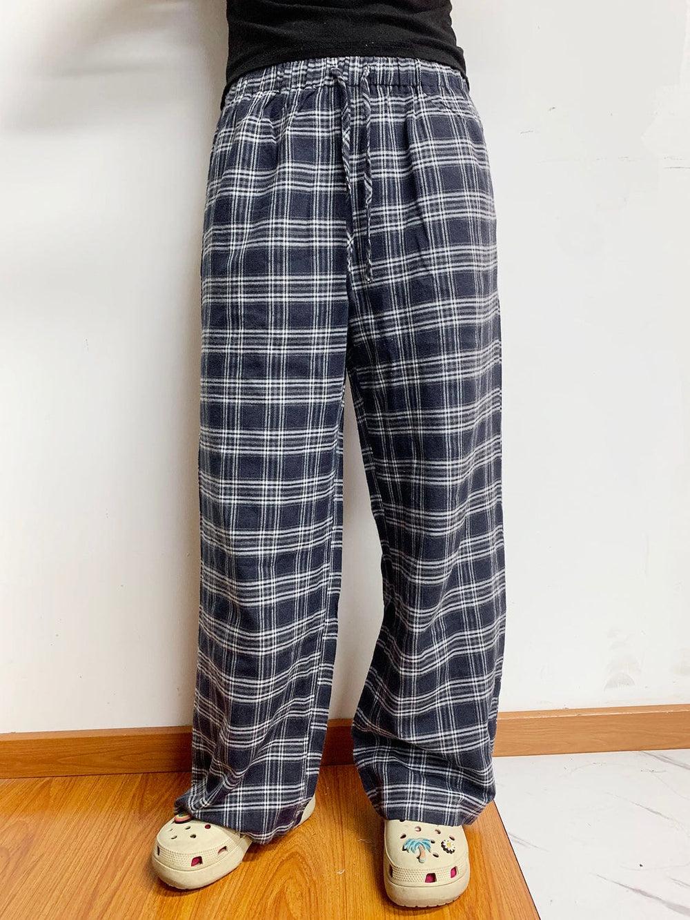 Plaid Drawstring Wide Leg Pants - Trendsi