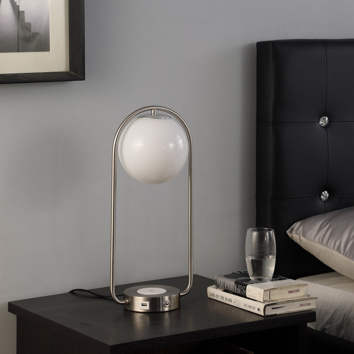 19" Silver Clip Globe USB Table Lamp - Homeroots - Flyclothing LLC