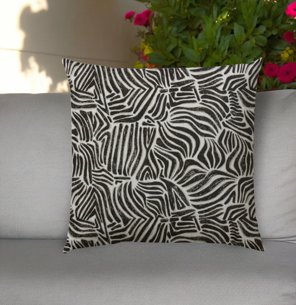 20" Black and Gray Indoor Outdoor Throw Pillow Cover - Homeroots