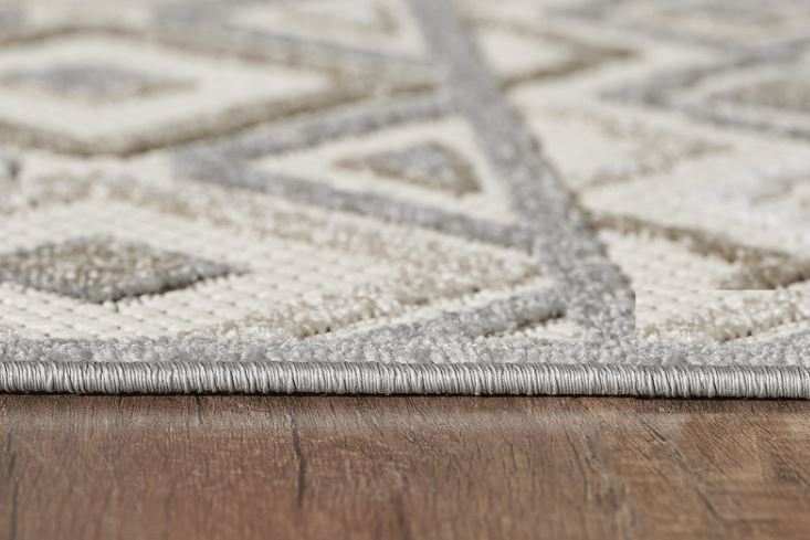 2' X 4' Gray And Ivory Southwestern Stain Resistant Indoor Outdoor Area Rug - Homeroots - Flyclothing LLC