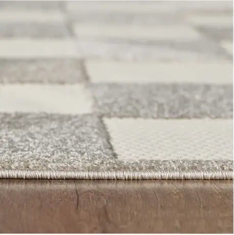 8' Round Gray Round Geometric Stain Resistant Indoor Outdoor Area Rug - Homeroots - Flyclothing LLC