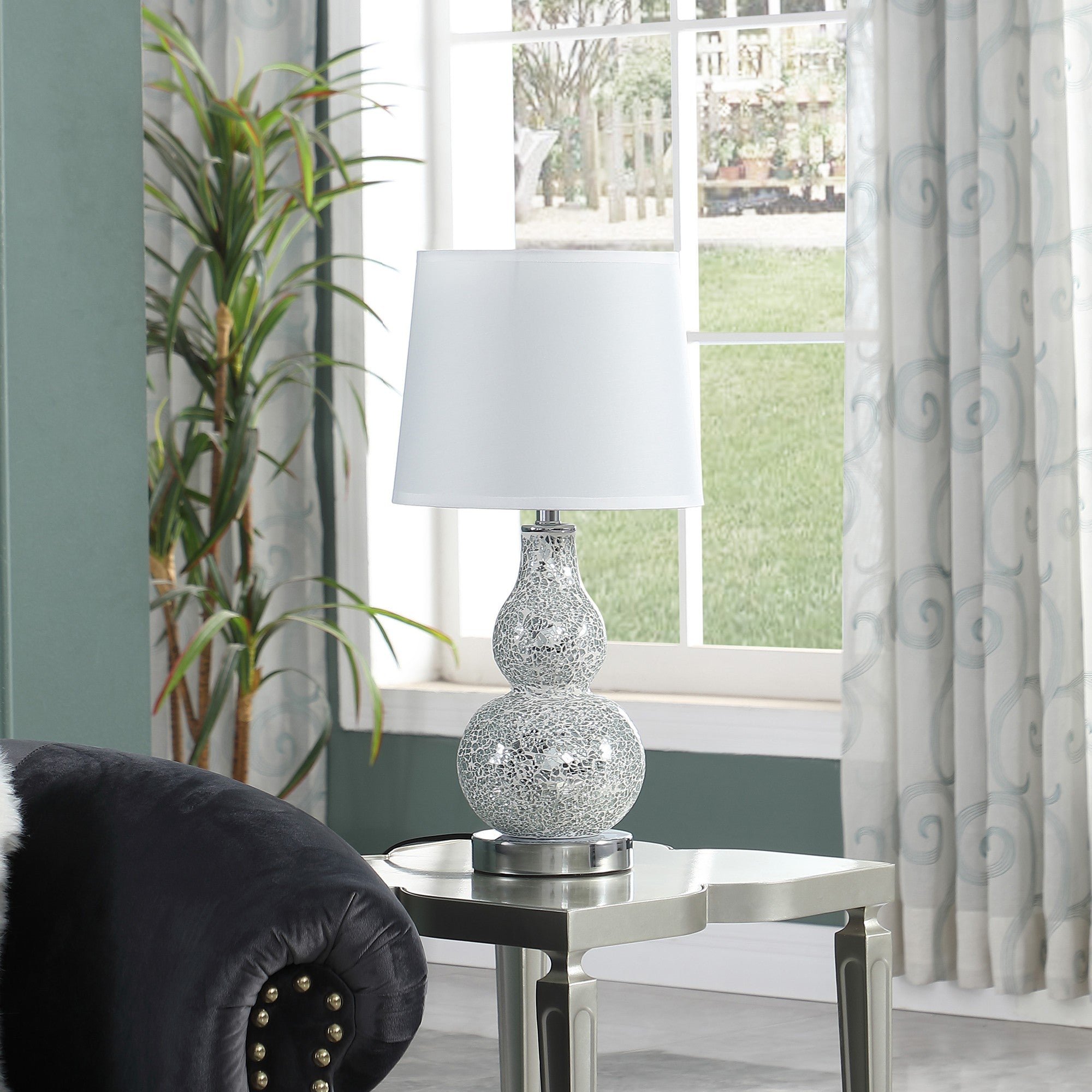 20" White Table Lamp With White Globe Shade - Homeroots - Flyclothing LLC