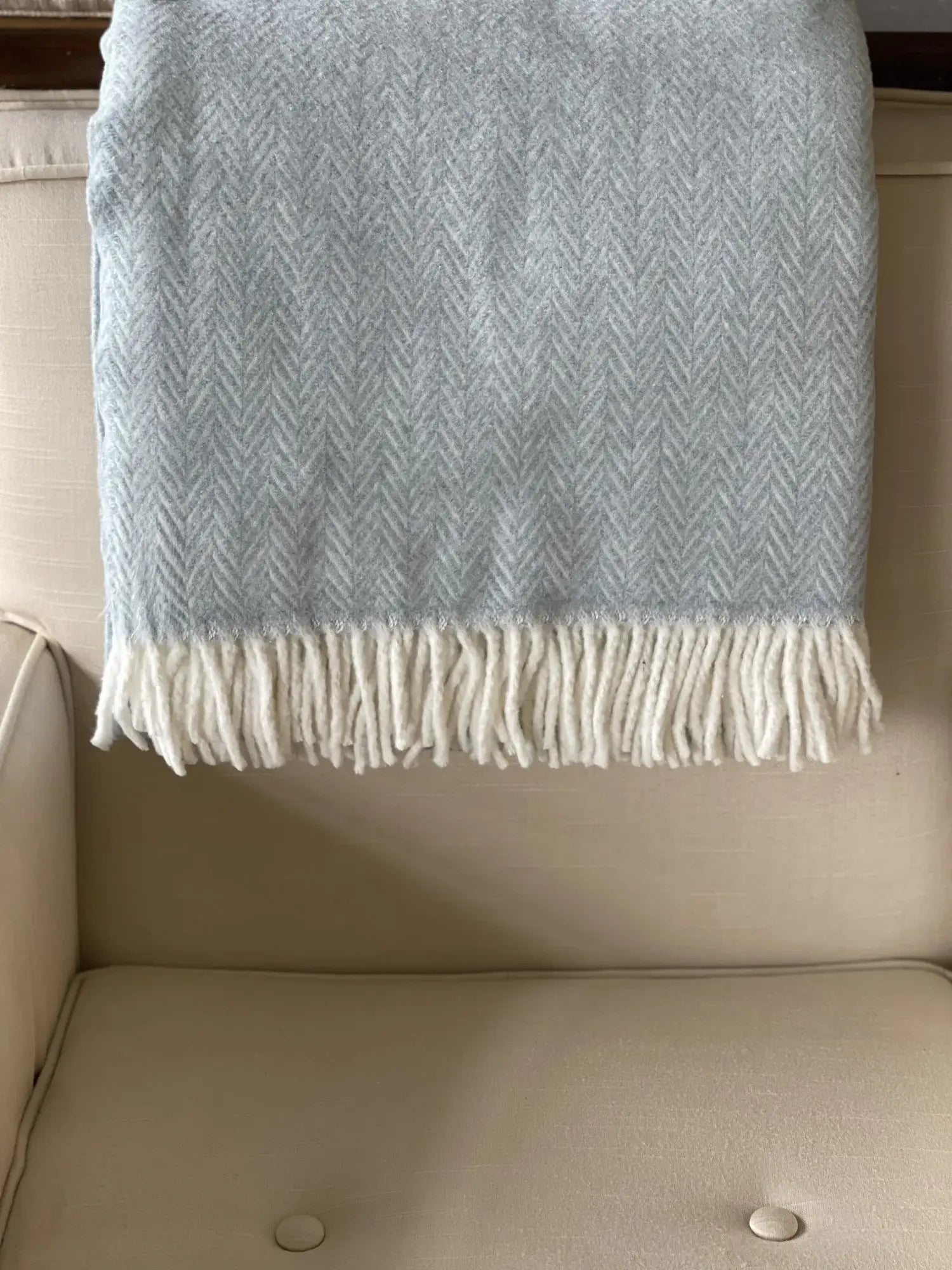 Sky Blue and White Dreamy Soft Herringbone Throw Blanket - Homeroots - Flyclothing LLC