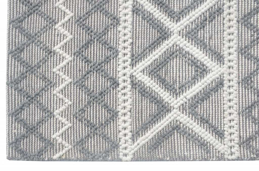 9' X 13' Gray Ivory Diamonds Boho Chic Area Rug - Homeroots - Flyclothing LLC