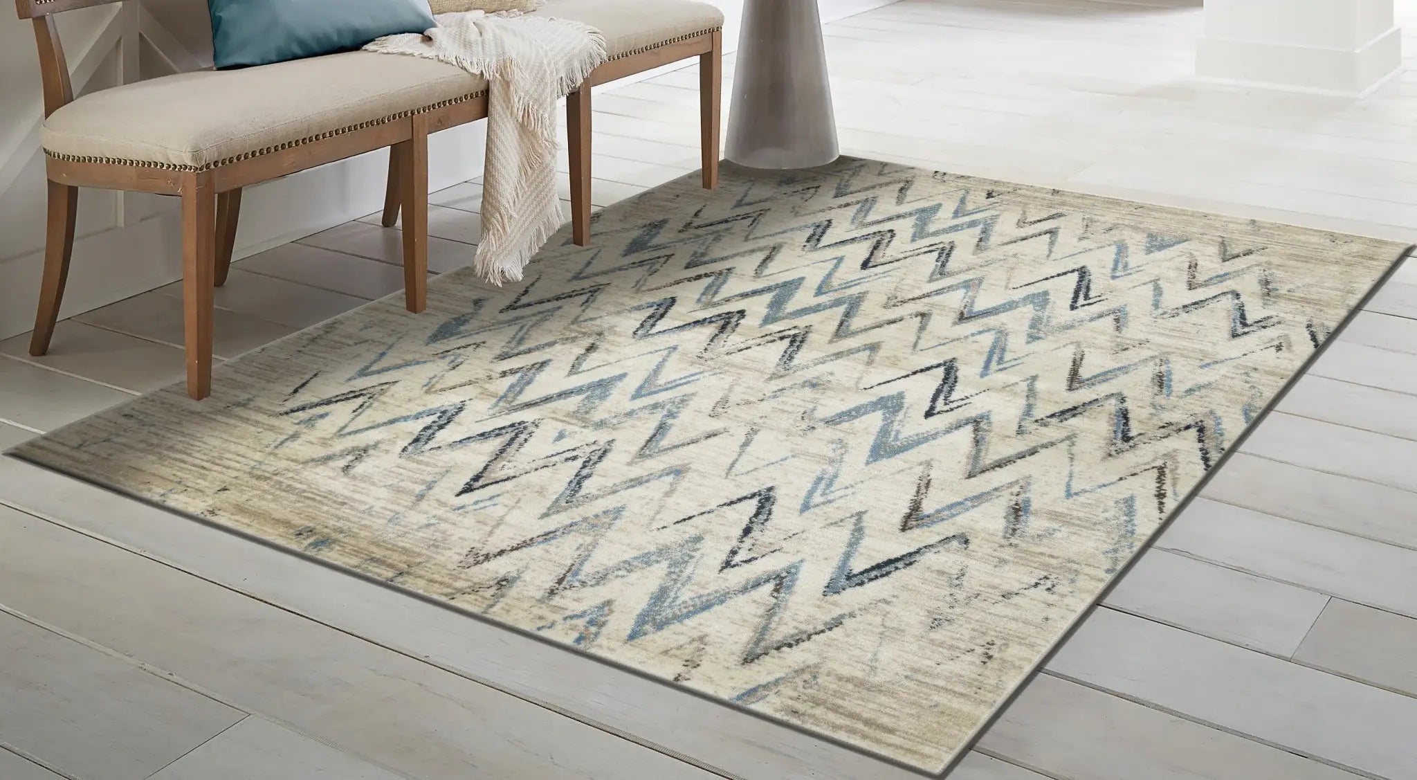 5' X 8' Ivory Chevron Area Rug - Homeroots - Flyclothing LLC