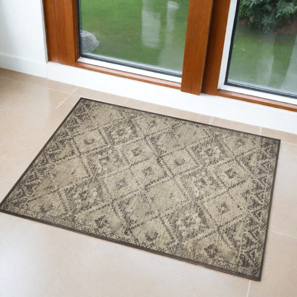 3' X 5' Gray Abstract Area Rug - Homeroots