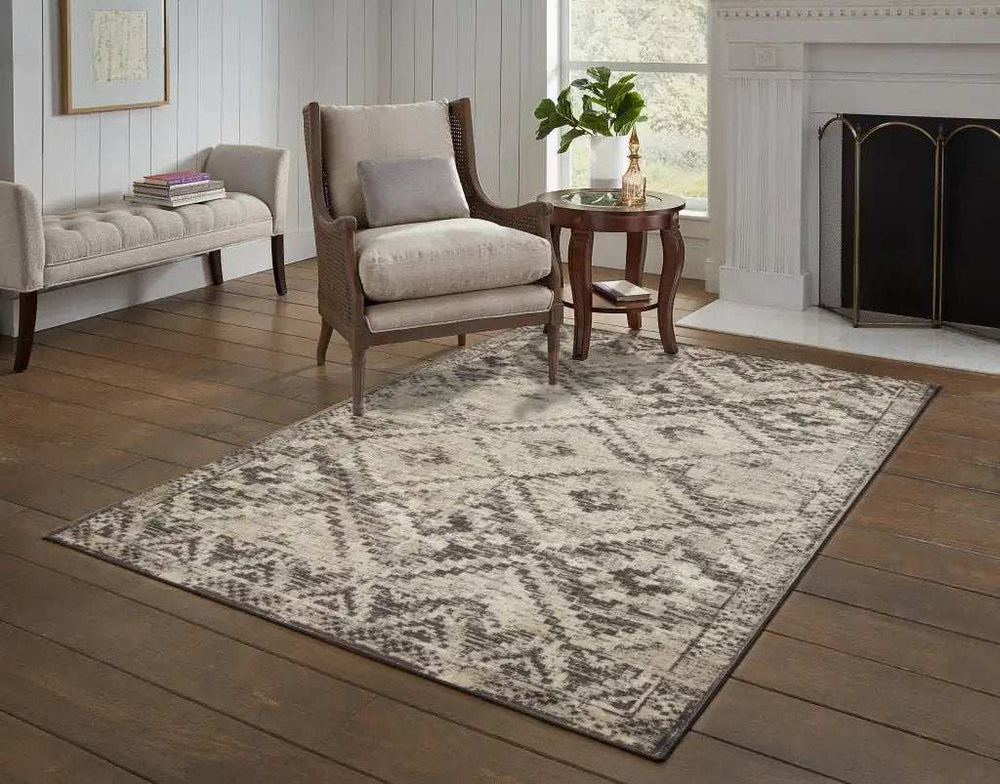 5' X 8' Gray Abstract Area Rug - Homeroots - Flyclothing LLC