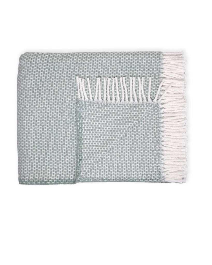 Soft Sage Links Pattern Throw Blanket - Homeroots - Flyclothing LLC