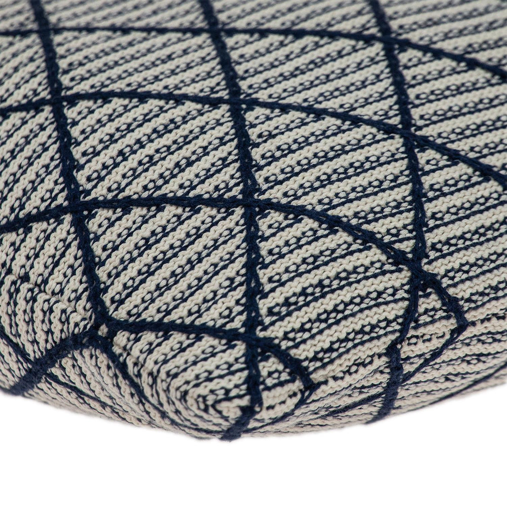 20" x 20" Blue Argyle Transitional Accent Throw Pillow - Homeroots - Flyclothing LLC