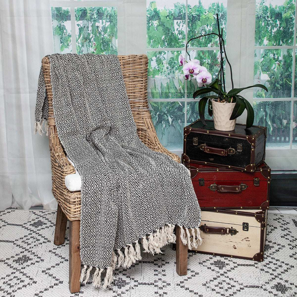 Boho Black and Beige Woven Diamond Pattern Throw with Tassels - Homeroots - Flyclothing LLC