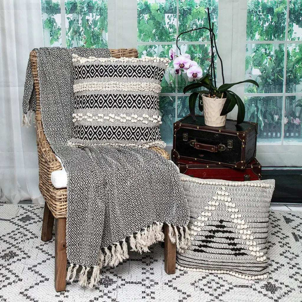 Boho Black and Beige Woven Diamond Pattern Throw with Tassels - Homeroots - Flyclothing LLC