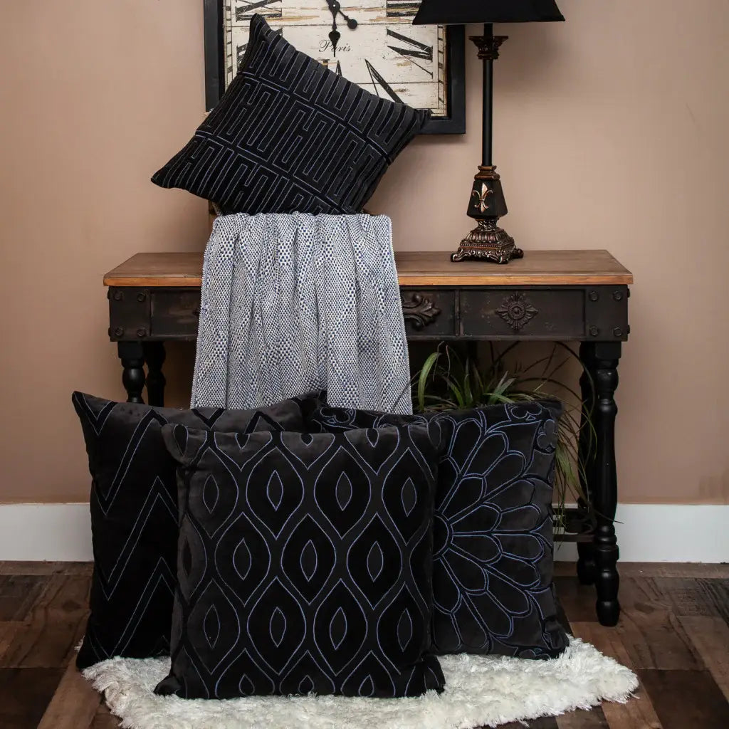 Blue and Beige Woven Handloom Throw with Tassels - Homeroots - Flyclothing LLC