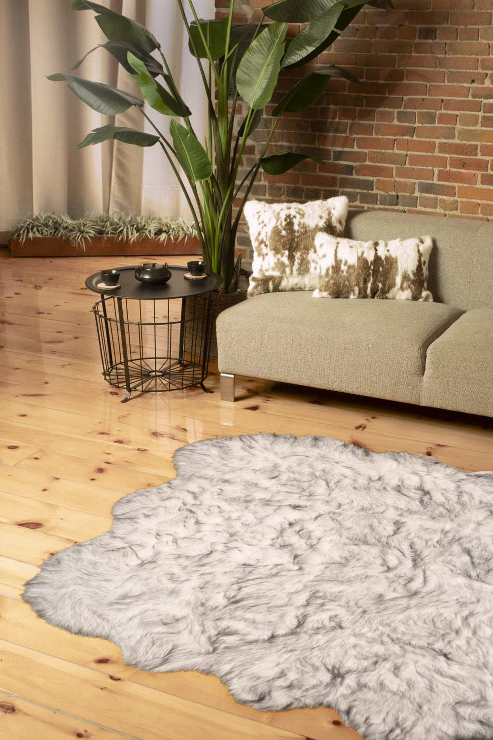5' X 6' Grey Ombre Faux Sheepskin Non Skid Area Rug - Homeroots - Flyclothing LLC