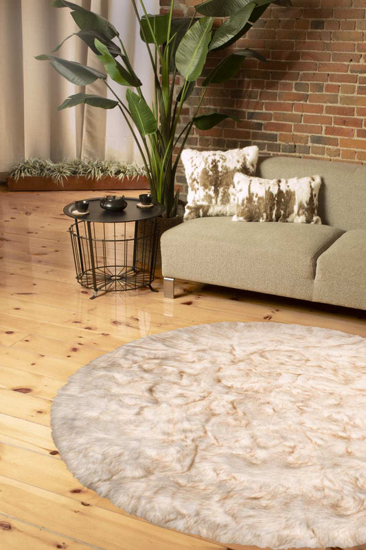 6' X 6' Ombre Tan Round Faux Fur Washable Non Skid Area Rug - Homeroots - Flyclothing LLC