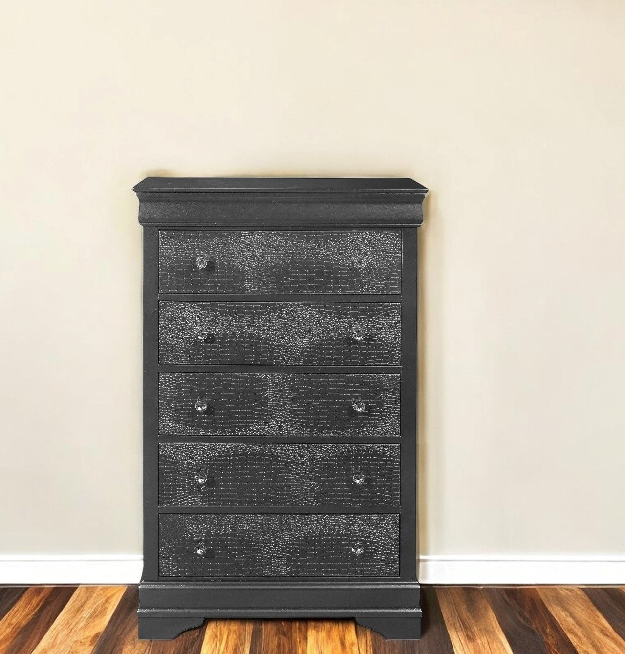 31" Metallic Grey Solid Wood Five Drawer Chest - Homeroots - Flyclothing LLC