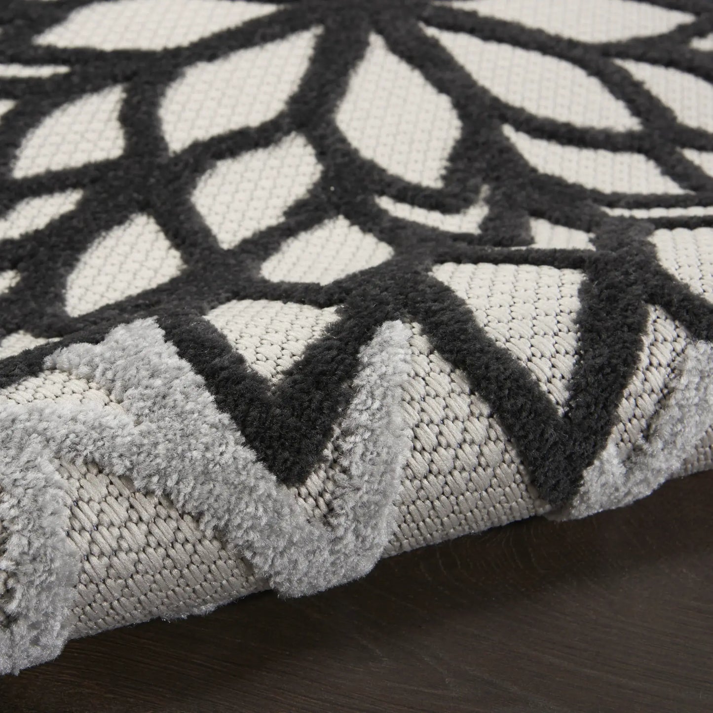 2' X 10' Black And White Floral Non Skid Indoor Outdoor Runner Rug - Homeroots - Flyclothing LLC