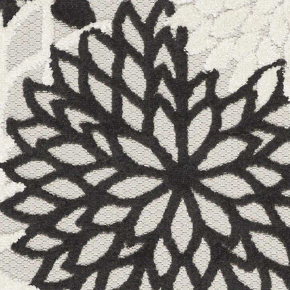 2' X 12' Black And White Floral Non Skid Indoor Outdoor Runner Rug - Homeroots - Flyclothing LLC