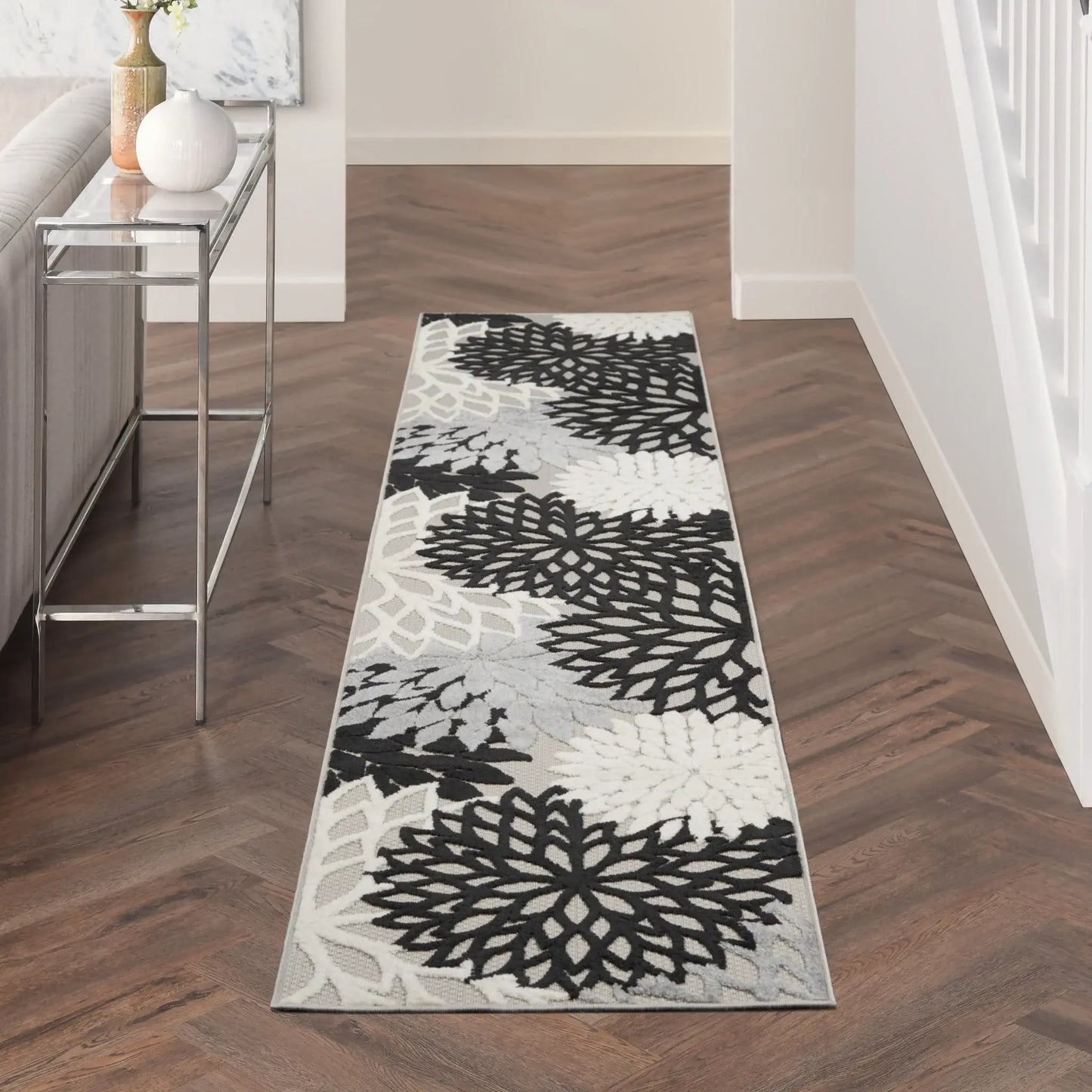 2' X 12' Black And White Floral Non Skid Indoor Outdoor Runner Rug - Homeroots - Flyclothing LLC