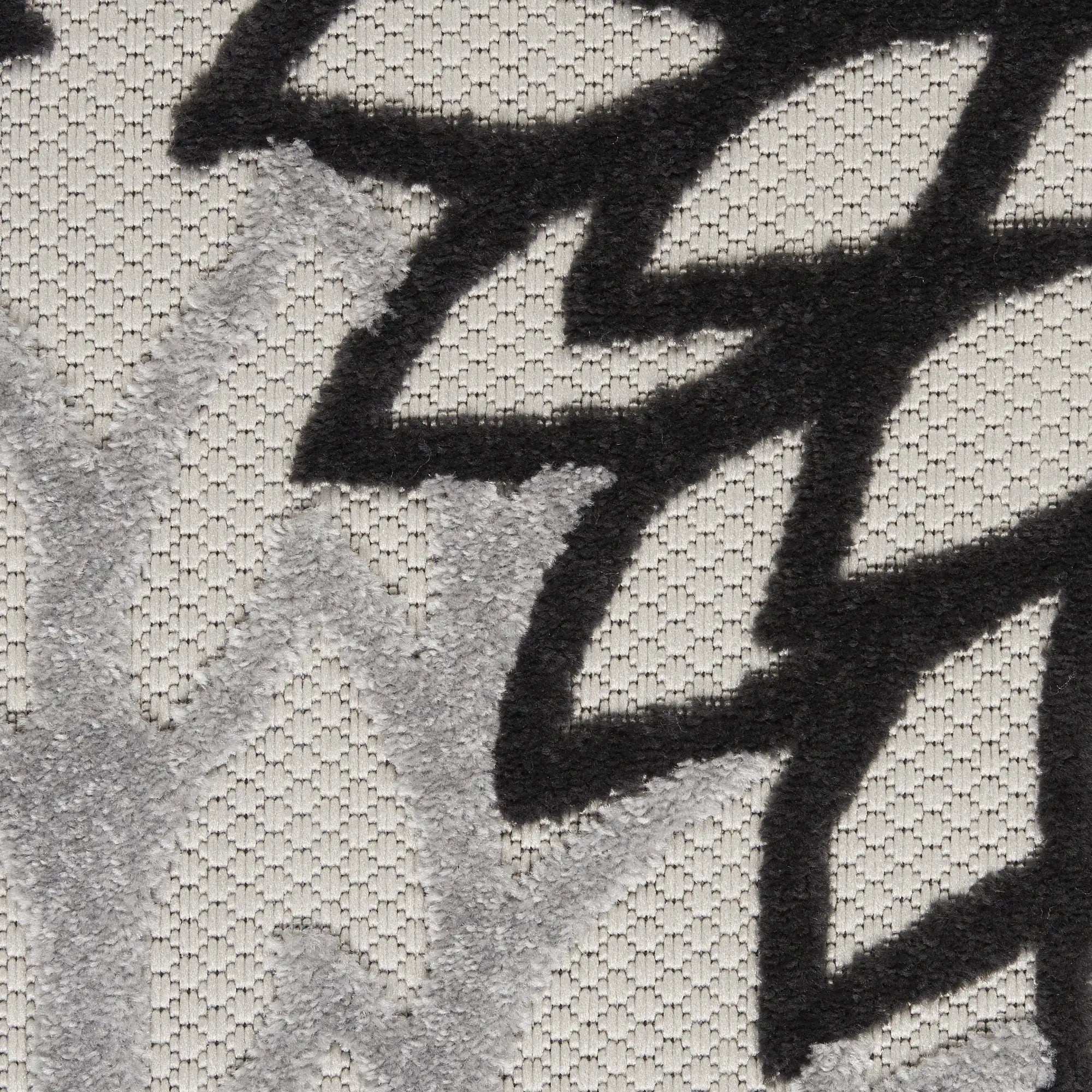 10' X 13' Black And White Floral Non Skid Indoor Outdoor Area Rug - Homeroots - Flyclothing LLC