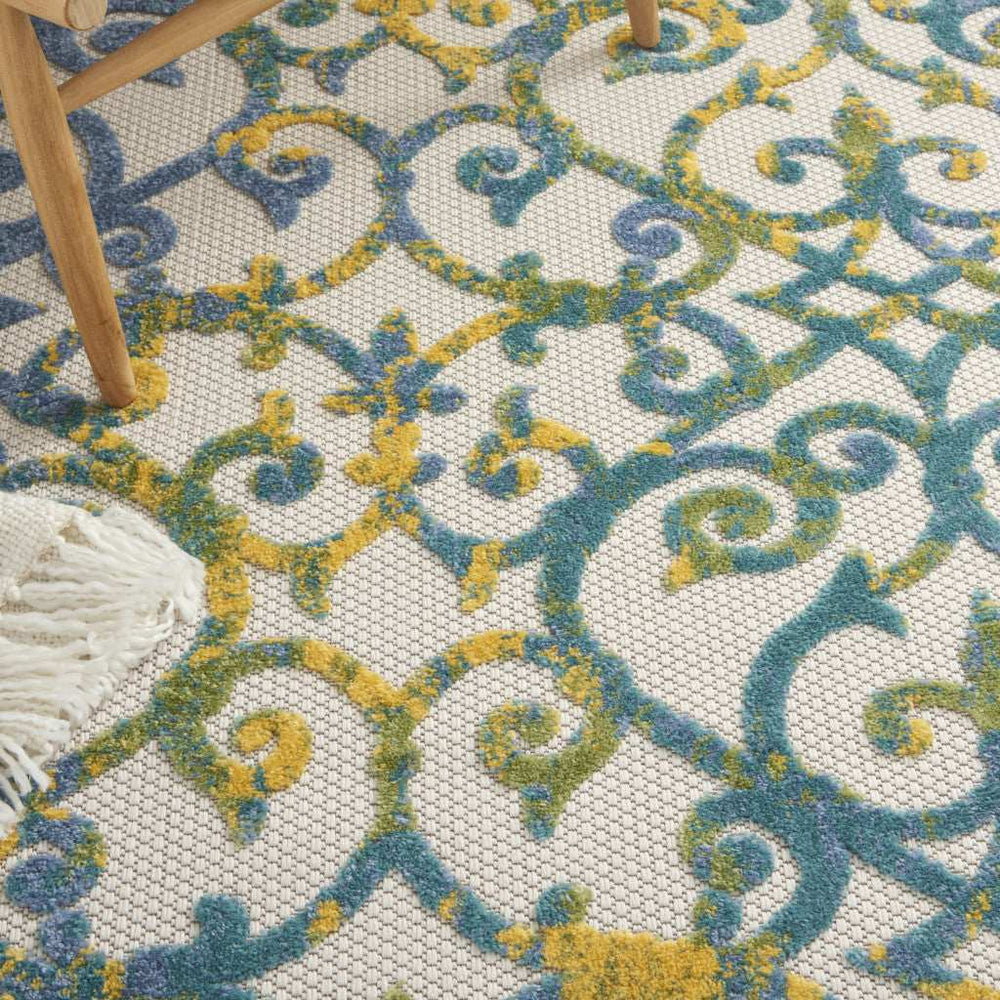 8' X 8' Ivory And Blue Round Damask Non Skid Indoor Outdoor Area Rug - Homeroots - Flyclothing LLC