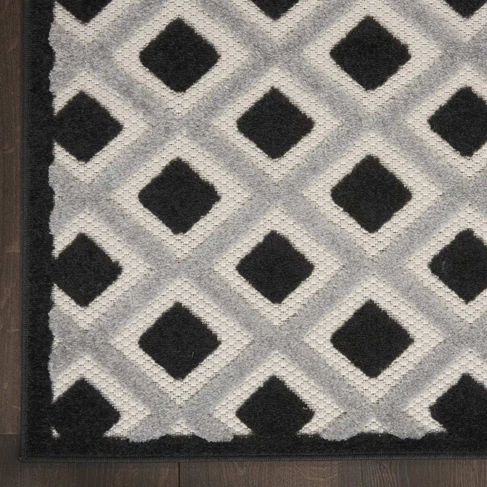 3' X 4' Black And White Gingham Non Skid Indoor Outdoor Area Rug - Homeroots - Flyclothing LLC