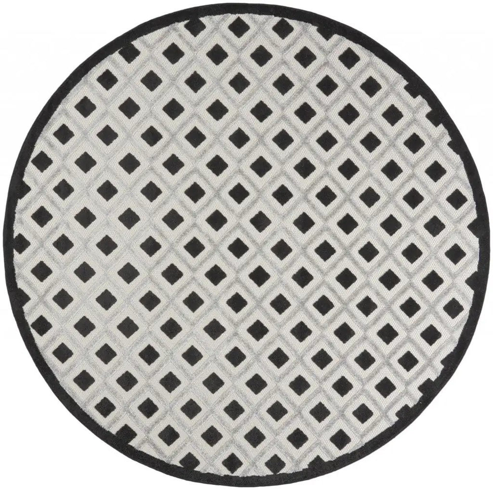 8' X 8' Black And White Round Gingham Non Skid Indoor Outdoor Area Rug - Homeroots