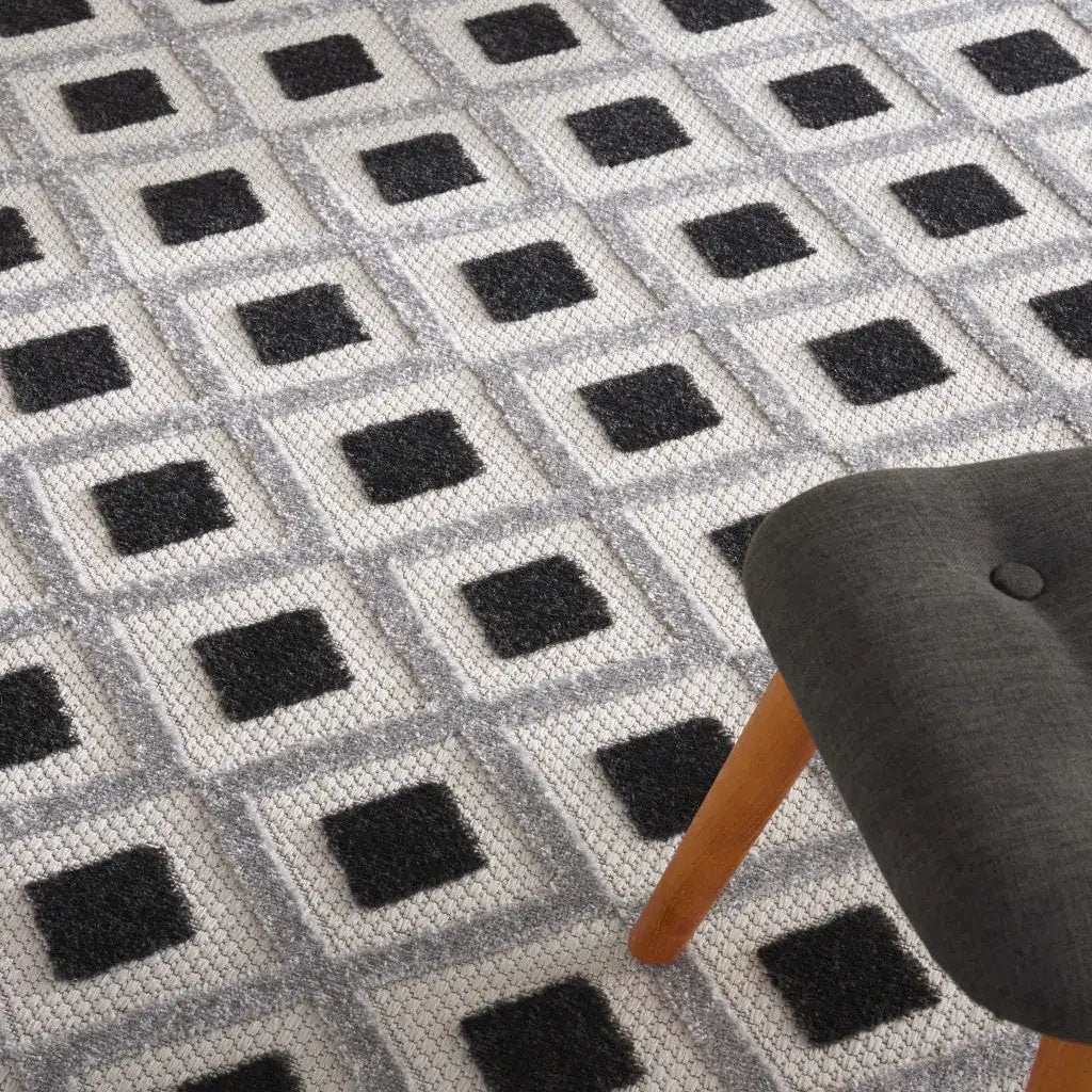 10' X 13' Black And White Gingham Non Skid Indoor Outdoor Area Rug - Homeroots - Flyclothing LLC