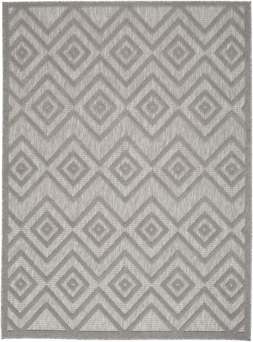 5' X 7' Silver Grey Argyle Indoor Outdoor Area Rug - Homeroots - Flyclothing LLC