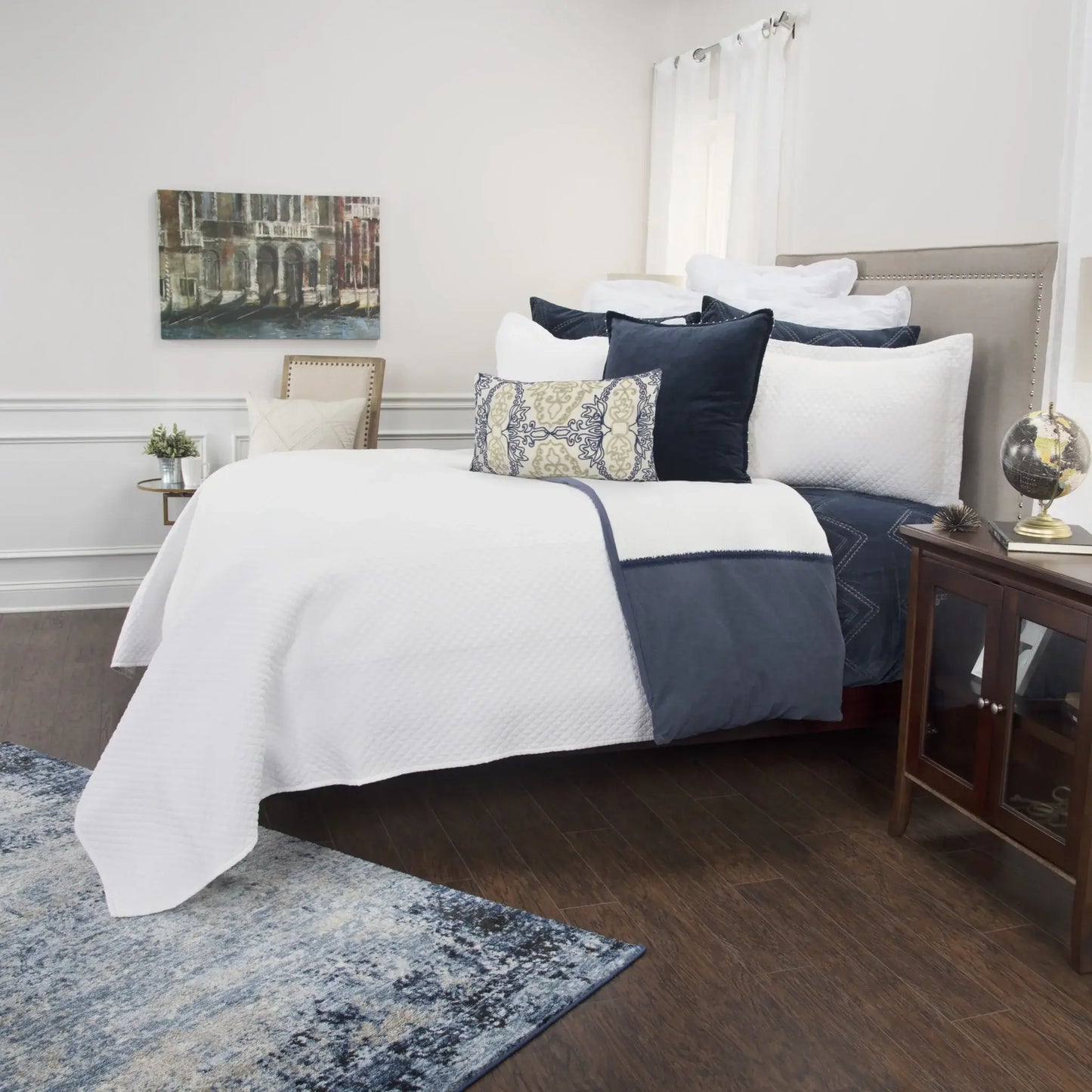 White King 100% Cotton 300 Thread Count Washable Down Alternative Comforter - Homeroots - Flyclothing LLC