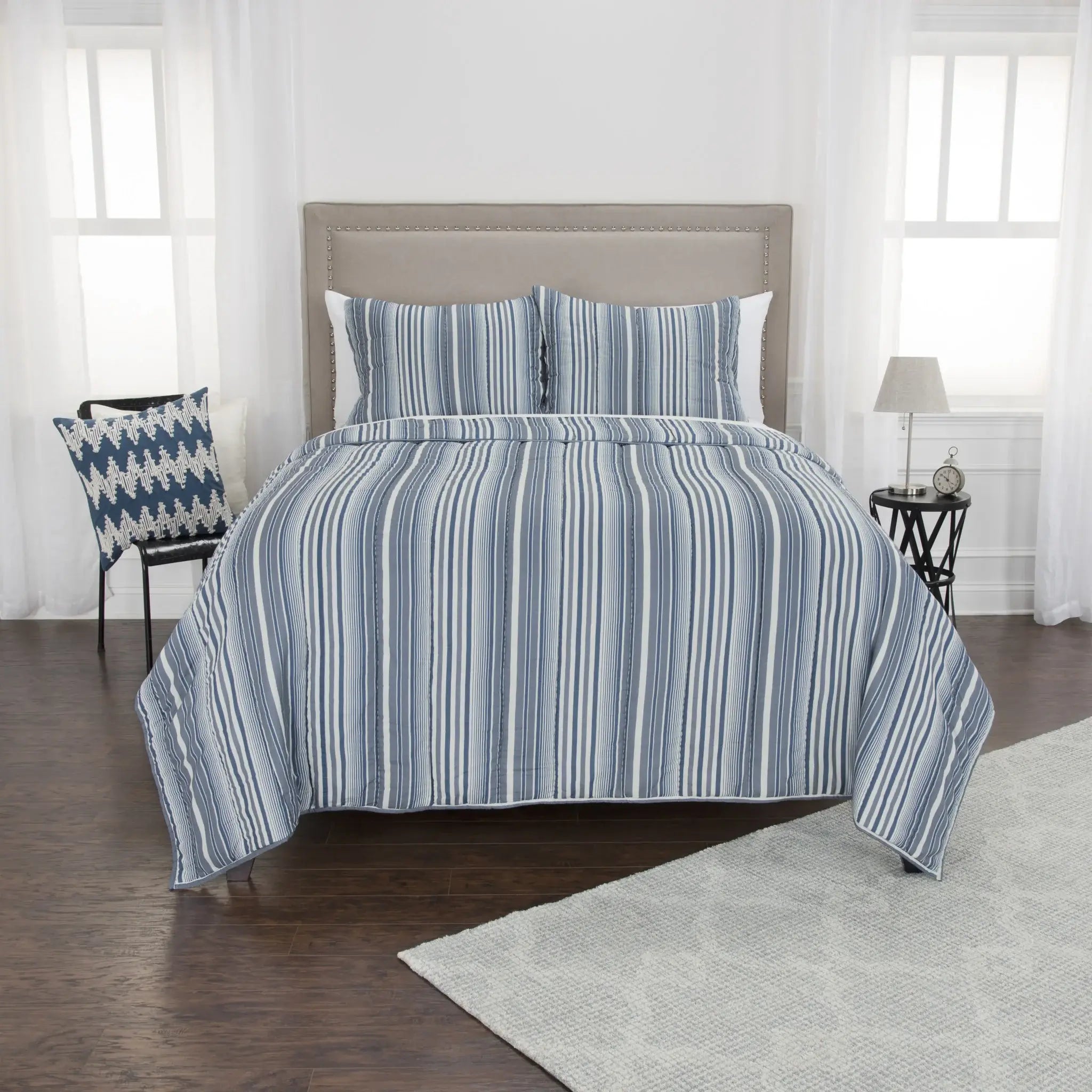 Multi Blues Queen 100% Cotton 300 Thread Count Machine Washable Down Alternative Comforter - Homeroots - Flyclothing LLC