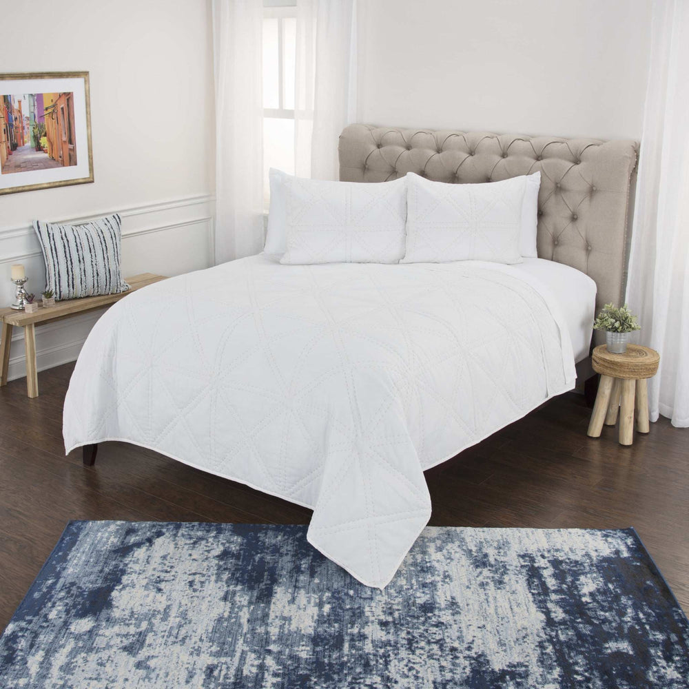 White Queen 100% Cotton 300 Thread Count Machine Washable Down Alternative Comforter - Homeroots - Flyclothing LLC