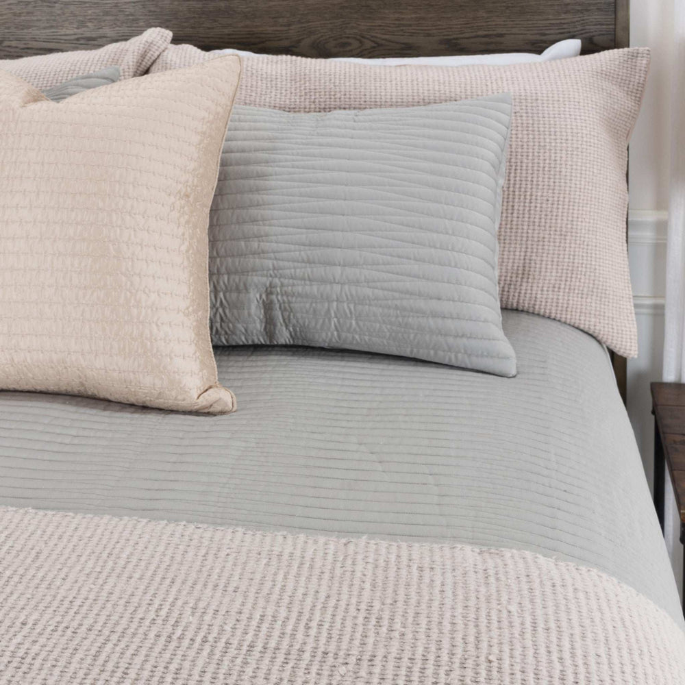 Grey King Microfiber 300 Thread Count Machine Washable Down Alternative Comforter - Homeroots - Flyclothing LLC