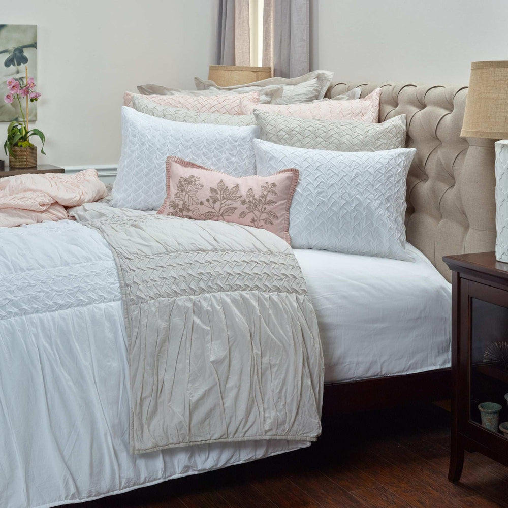 White King 100% Cotton 300 Thread Count Machine Washable Down Alternative Comforter - Homeroots - Flyclothing LLC