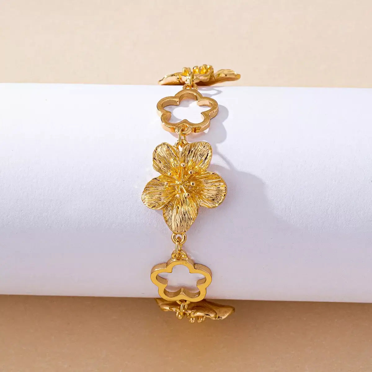 18K Gold-Plated Flower Bracelet - Trendsi - Flyclothing LLC