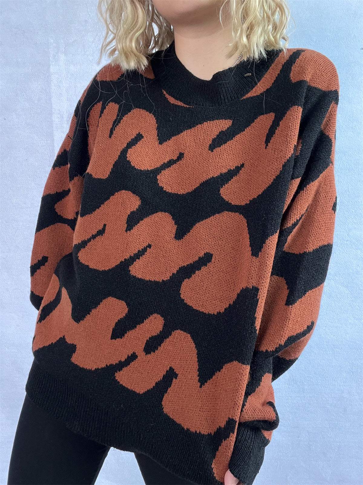 Contrast Round Neck Long Sleeve Sweater - Trendsi - Flyclothing LLC