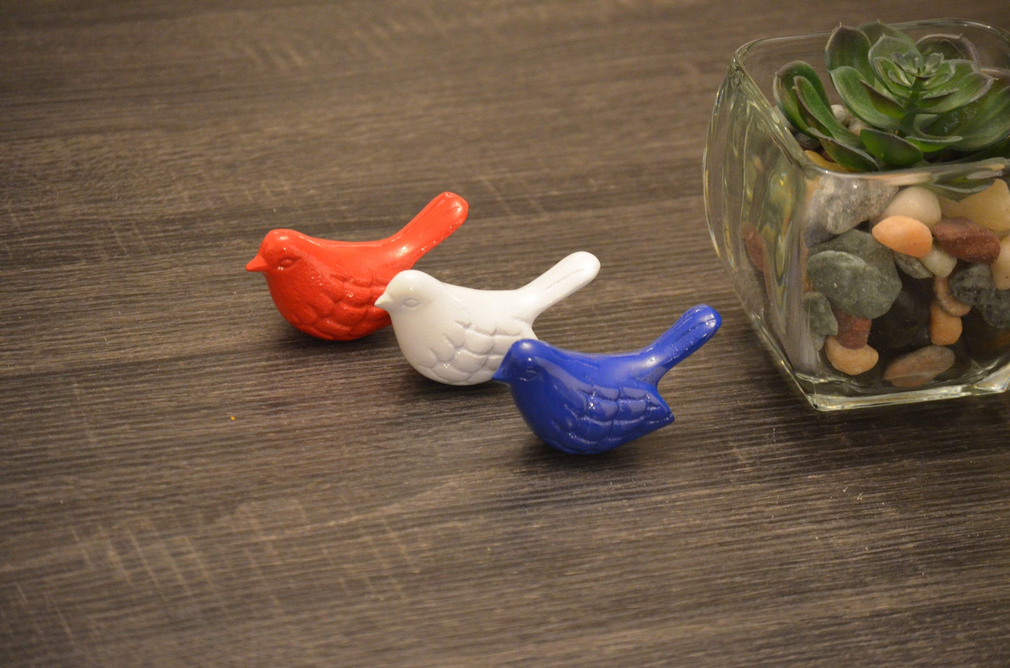 Set of Three Red White And Blue Metal Bird Tabletop Sculptures - HomeRoots - Flyclothing LLC