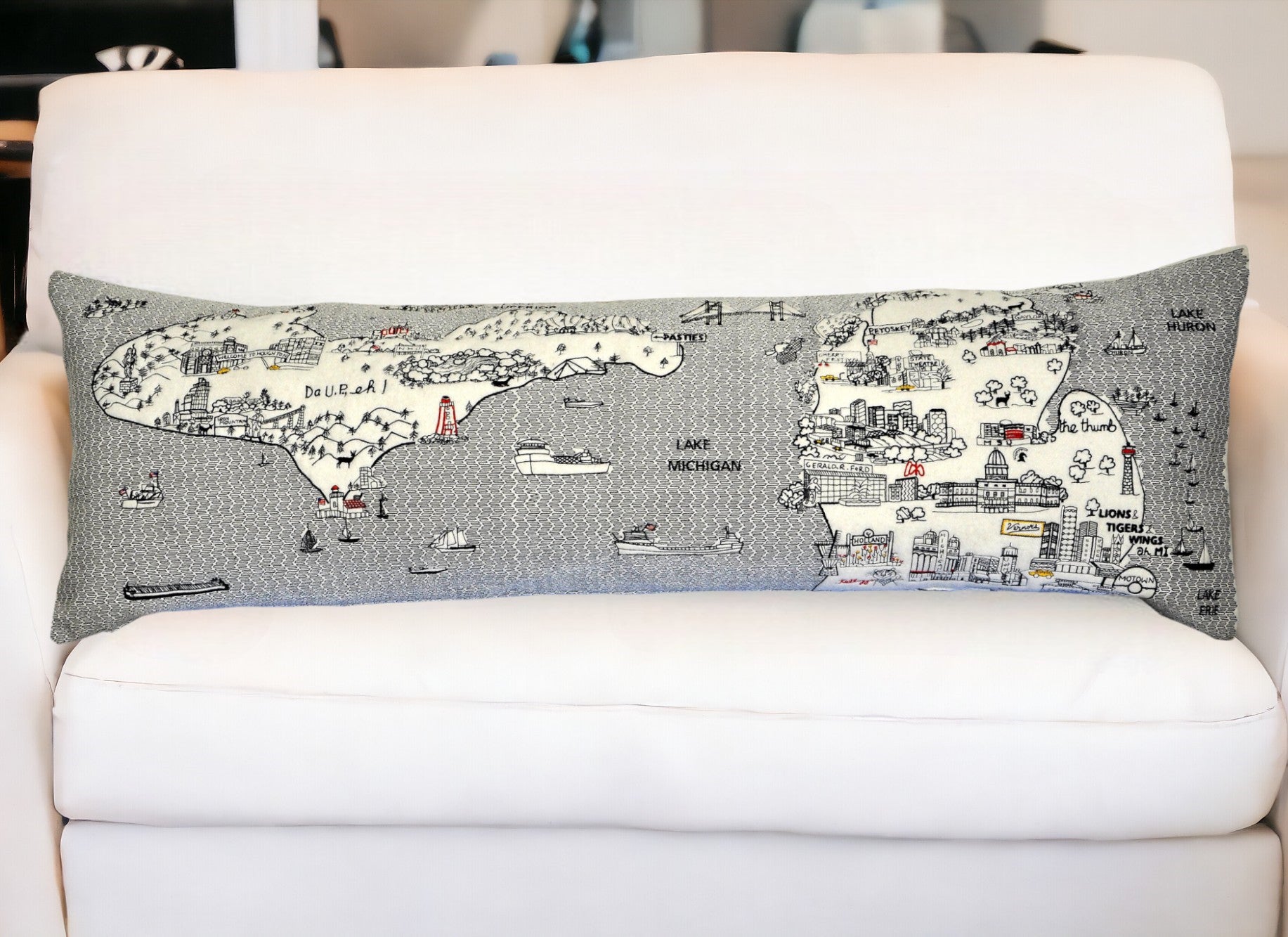 46" White Michigan Daylight Skyline Lumbar Decorative Pillow - Homeroots - Flyclothing LLC