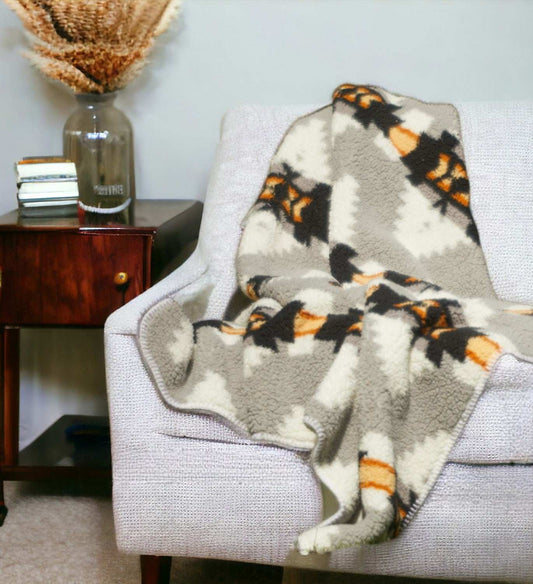 Gray Knitted Sherpa Geometric Reversable Throw - Homeroots - Flyclothing LLC