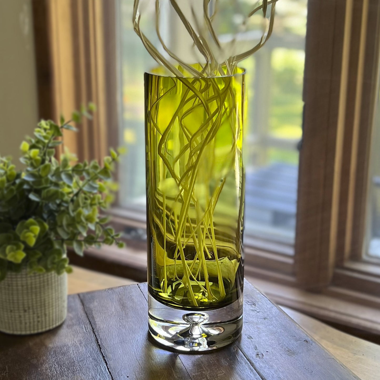 11" Green Crystal Glass Cylinder Table Vase - Homeroots - Flyclothing LLC