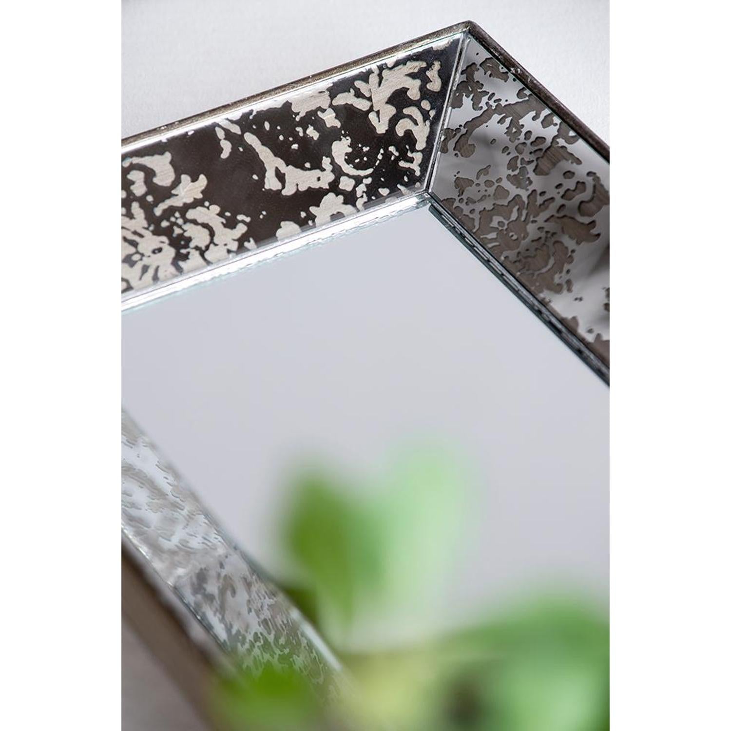 20" Silver Glass Framed Accent Mirror - Homeroots - Flyclothing LLC