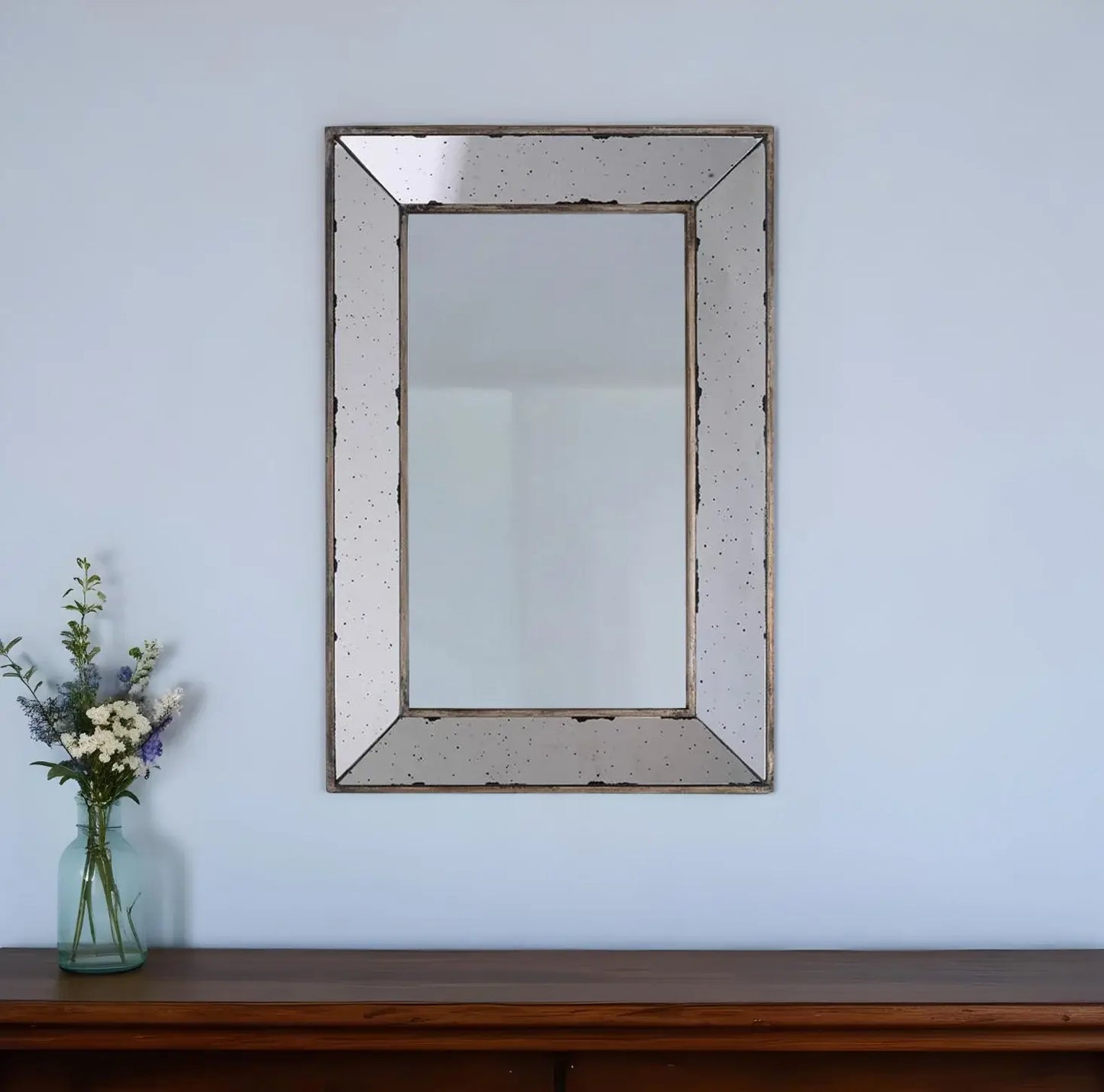 20" Silver Framed Antiqued Accent Mirror - Homeroots - Flyclothing LLC