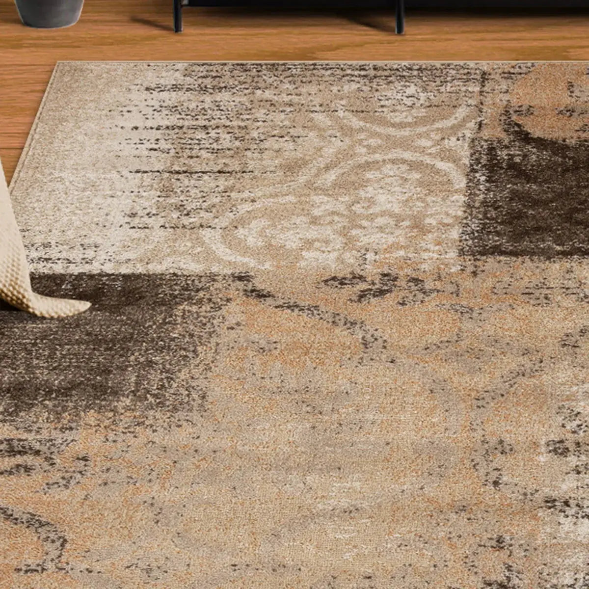 4' X 6' Beige Gray And Black Damask Distressed Stain Resistant Area Rug - Homeroots - Flyclothing LLC