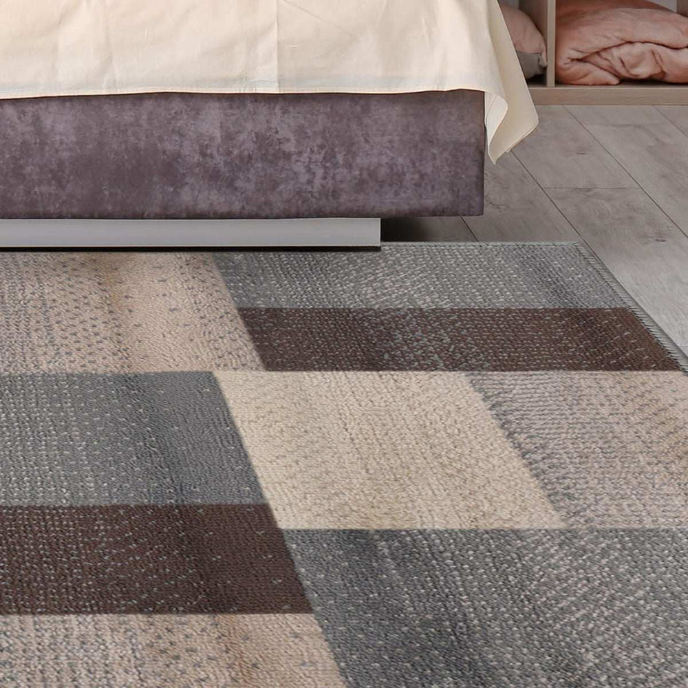 5' X 8' Grey Patchwork Power Loom Stain Resistant Area Rug - Homeroots - Flyclothing LLC
