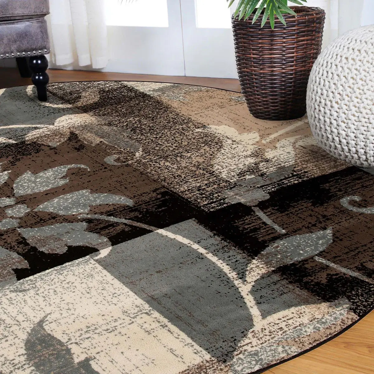 5' Beige And Black Round Floral Power Loom Distressed Area Rug - Homeroots - Flyclothing LLC