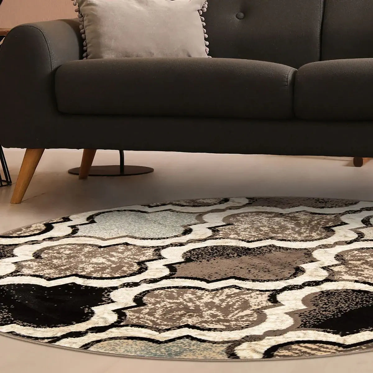 5' Round Ivory Round Quatrefoil Power Loom Distressed Stain Resistant Area Rug - Homeroots - Flyclothing LLC
