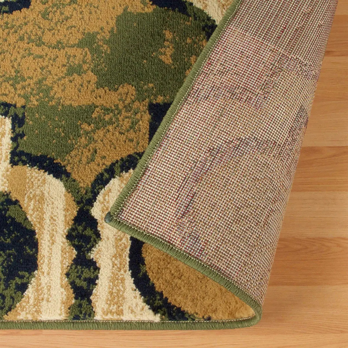 5' X 8' Green Quatrefoil Power Loom Distressed Stain Resistant Area Rug - Homeroots - Flyclothing LLC