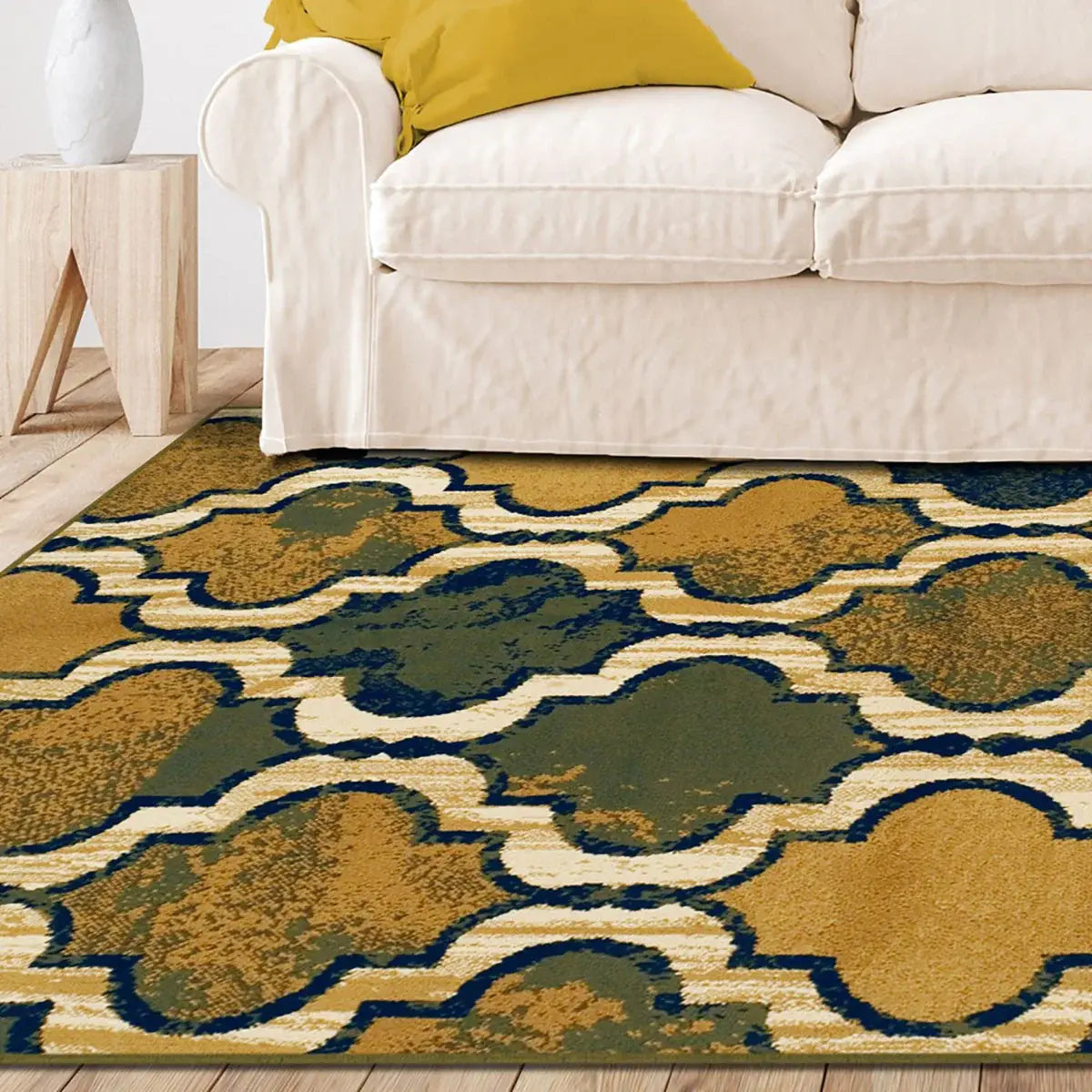 8' X 10' Green Quatrefoil Power Loom Distressed Stain Resistant Area Rug - Homeroots - Flyclothing LLC