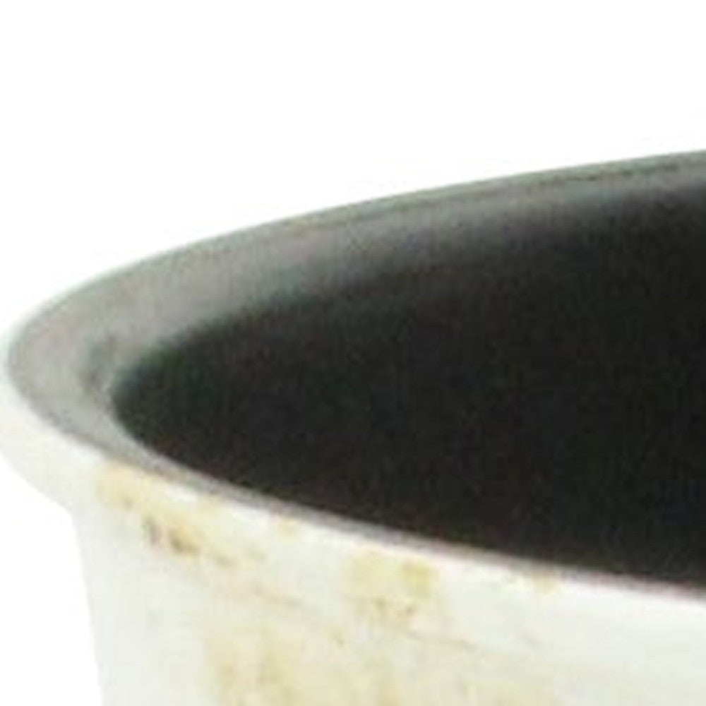 11" Cream Chevron Recycled Plastic Indoor Outdoor Round Pot Planter - Homeroots - Flyclothing LLC